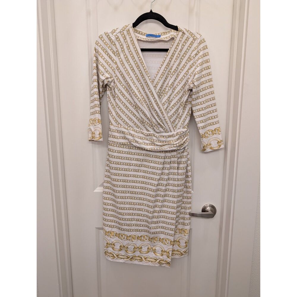 J.McLaughlin Gold Chain Print Dress Womens Small V-Neck Sheath FLAW